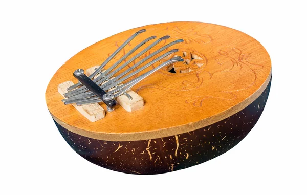Beyaz bir arka plan üzerinde kalimba