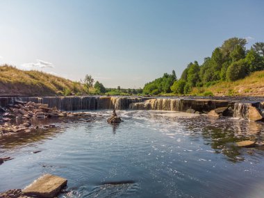 Tosna şelalesi - Tosna nehrinde güzel bir şelale.