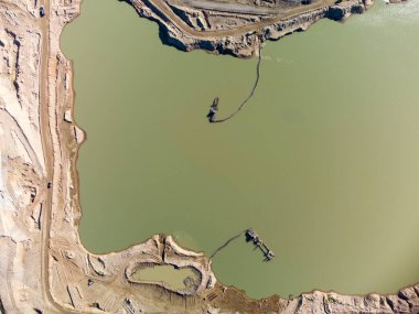 Taş ocağındaki kum çıkarma suyu ile birlikte pompalanmış.