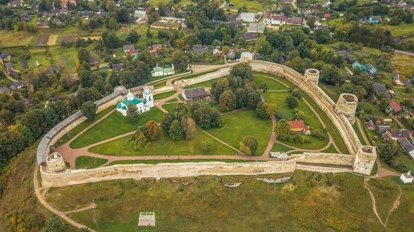 Kutsal Koğuş Pskov-Pechersky Manastırı