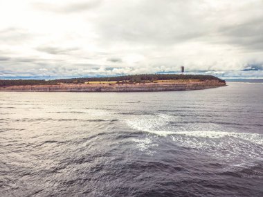Panga uçurumunun deniz kenarından panoramik görüntüleri