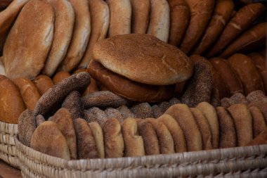 Fas 'tan kartpostal geldi. Geleneksel Fas ekmeği, Jemaa el Fna, Medine, Marakeş.