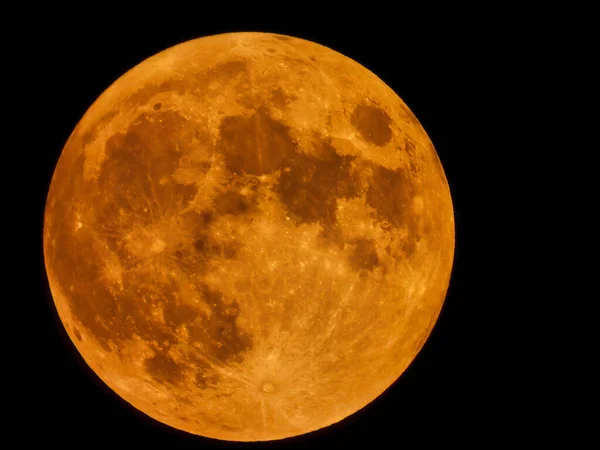 Vollmond Einem Leuchtenden Orange Und Gelb Einem Pechschwarzen Himmel Mit — Stockfoto