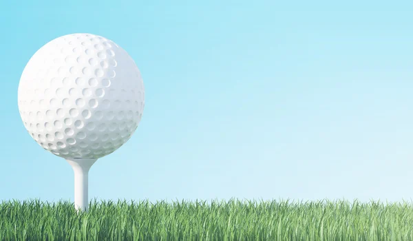 Pelota de golf sobre hierba verde lista para ser disparada, fondo cielo azul. ilustración 3d —  Fotos de Stock
