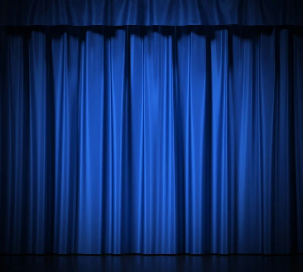 白い背景に分離されたガーターの青いシルクのカーテン. — ストック写真
