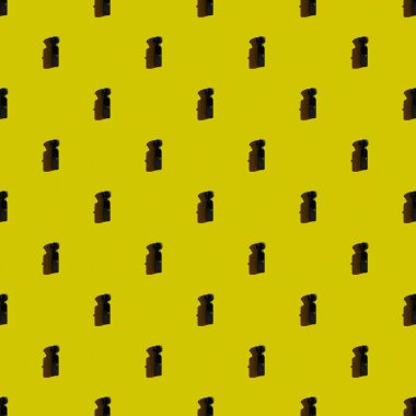 Şablon. Sarı arka planda dikey modern mini kamera. Üst görünüm, düzlük, düzlük..