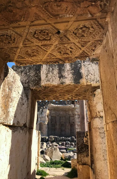 Eski Heliopolis 'teki atari salonunun kalıntıları. Baalbek, Bekaa Vadisi, Lübnan