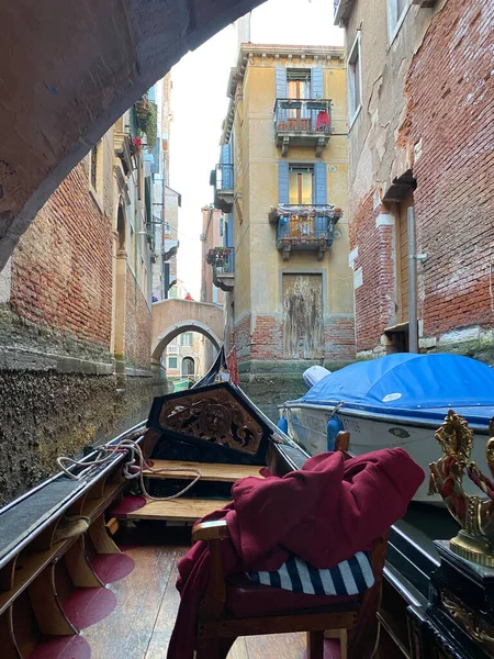 Gondola ride in Venice in a golden hour light — Stock Photo, Image