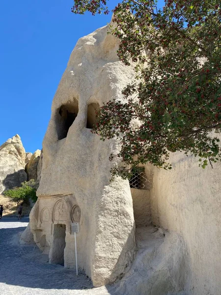 Kościoły jaskiniowe w Goreme skansen — Zdjęcie stockowe