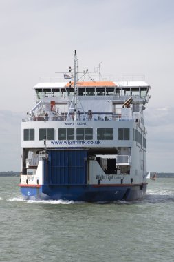 A Roll On Roll Off Ferry Crossing Solent England İngiltere - Temmuz 2016 -