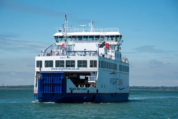 Yarmouth Isla Wight Inglaterra Reino Unido 2021 Vehículo Ferry Pasajeros — Foto de Stock
