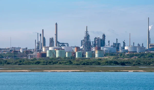 Фолі Гемпшир Англія Велика Британія 2021 Fawley Refinery Viewed Southampton — стокове фото
