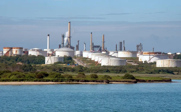 Fawley Hampshire Inglaterra Reino Unido 2021 Refinaria Fawley Vista Southampton — Fotografia de Stock