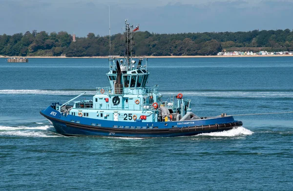 Southampton Water Sul Inglaterra Reino Unido 2021 Ocean Going Tug — Fotografia de Stock