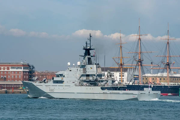 Portsmouth Ngiltere Ngiltere Hms Mersey P283 Bir Nehir Sınıfı Açık — Stok fotoğraf