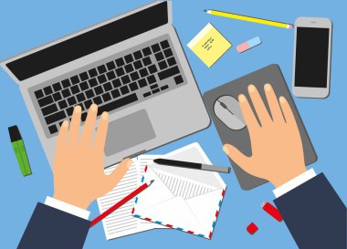 İşyerindeki erkekler. Erkek elleri, masa, dizüstü ekran, stok vektör illüstrasyon üst görünümü.