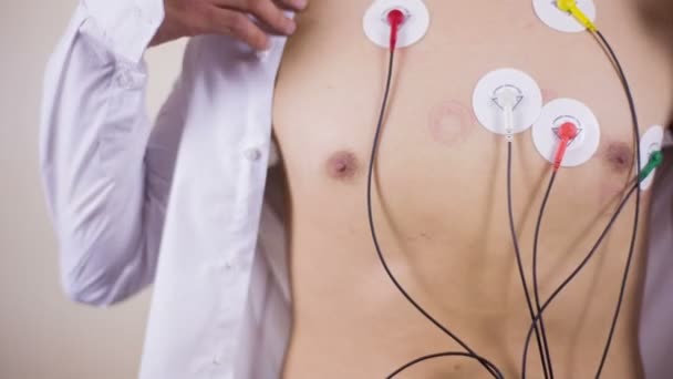 Man with Electrocardiographi Sensors 03 HD — Stock Video