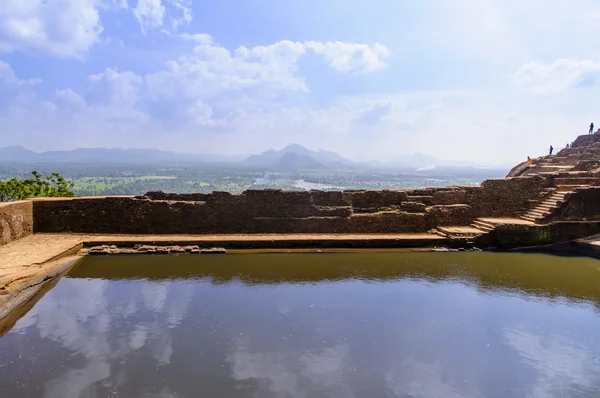 Yüzme Havuzu Sigiriya üst