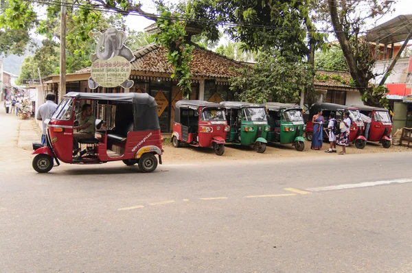 Serisi tuk-tuk taksi