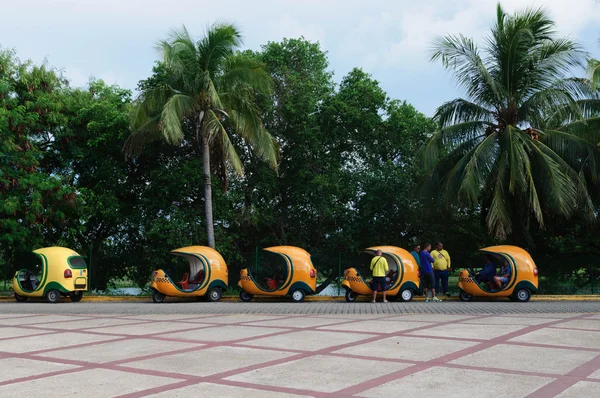 Turistler için Cocotaxis
