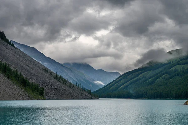 Água Azul Lago Montanha Bela Paisagem Montanhosa Lagos Shavlinsky Altai — Fotografia de Stock