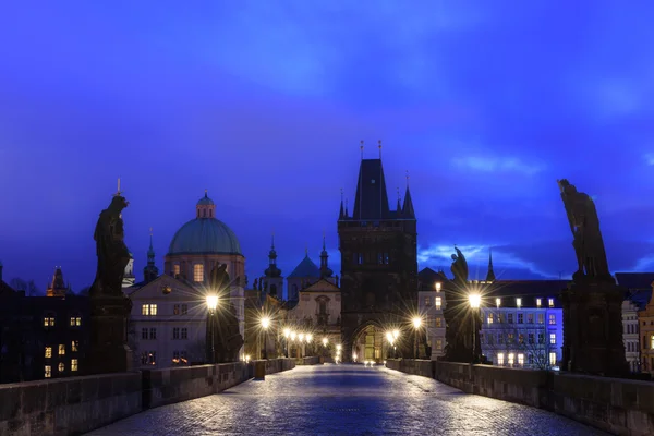 Paseo a la vida nocturna Praga — Foto de Stock