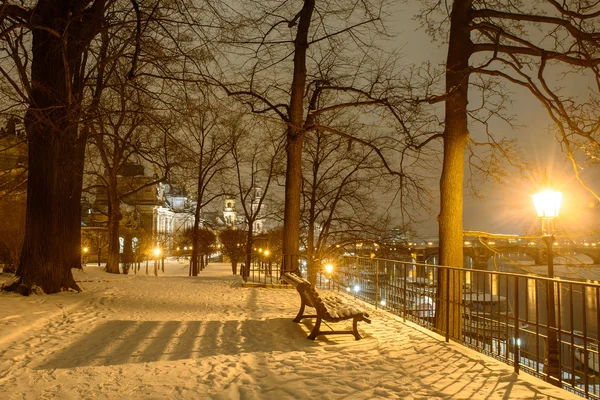 Inverno Dresden depois do pôr-do-sol — Fotografia de Stock