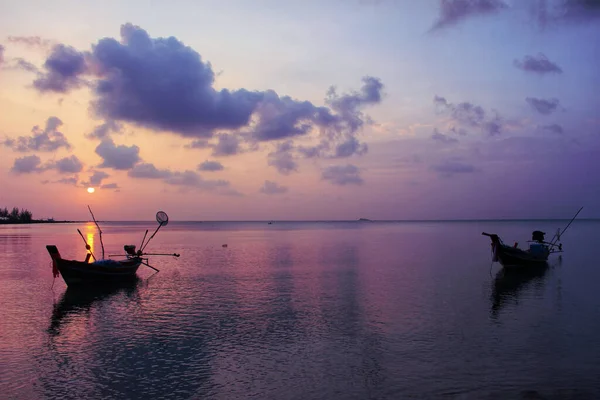 Fischerboote Bei Sonnenuntergang Meer — Stockfoto