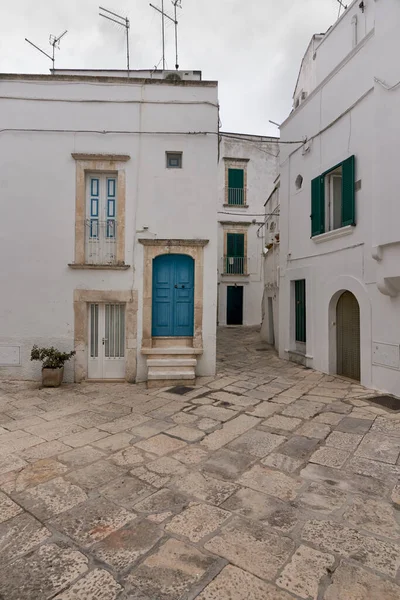 Typisk Street Scene Historical Center Martina Franca Apulien Italien Molnig — Stockfoto