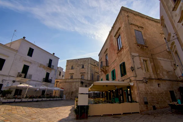 Typiska Apuliska Byggnader Piazza Vittorio Emanuele Torget Vittorio Emanuele Polignano — Stockfoto