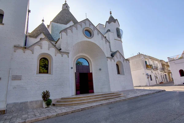Iglesia San Antonio Trullo Centro Alberobello Italia — Foto de Stock