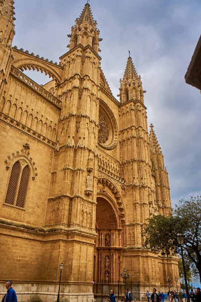 Catedral Basílica Santa Mara Maiorca Palma Num Dia Nublado — Fotografia de Stock