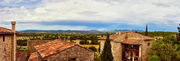 Geleneksel Güney Fransa Nın Çatıları Üzerine Panoramik Görünüm Fırtınalı Bir — Stok fotoğraf