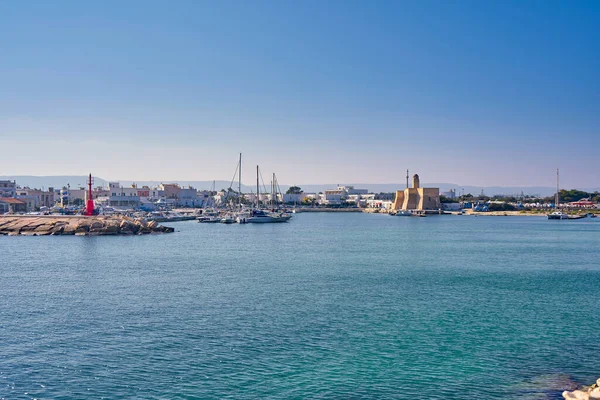 빌라노바 빌라노바 에서의 Mare Ostuni Puglia Italy Sunny Day — 스톡 사진