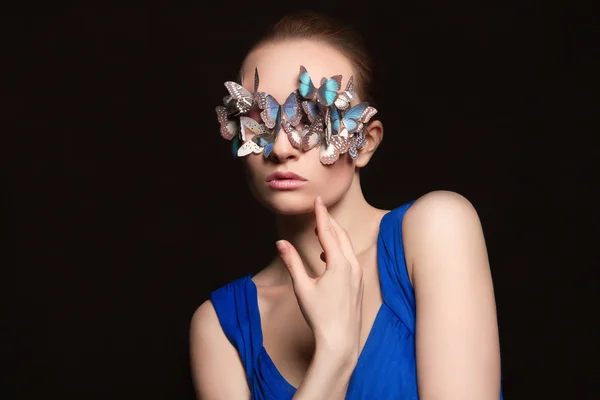Sexy girl in Mask of butterflie — Stock Photo, Image
