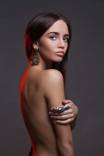 Nude beautiful girl with jewelry — Stock Photo, Image
