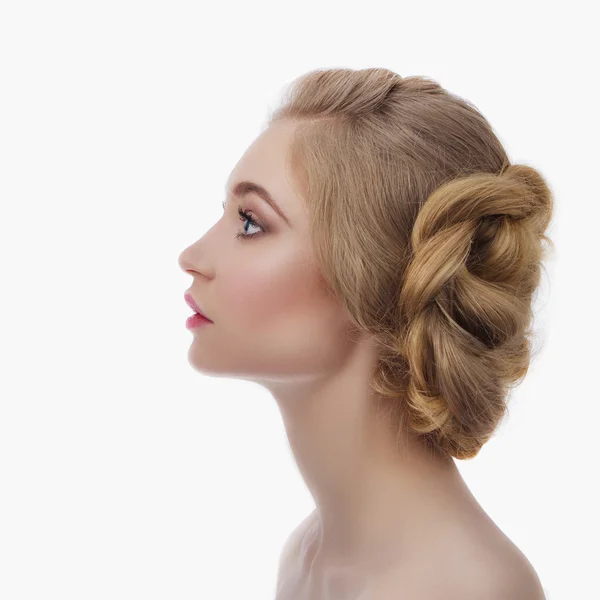Schönheit Frisur blonde Mädchen — Stockfoto