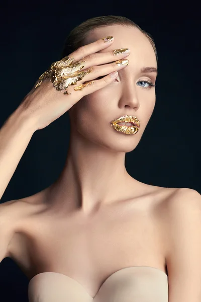 Lusso Golden Makeup.girl — Foto Stock