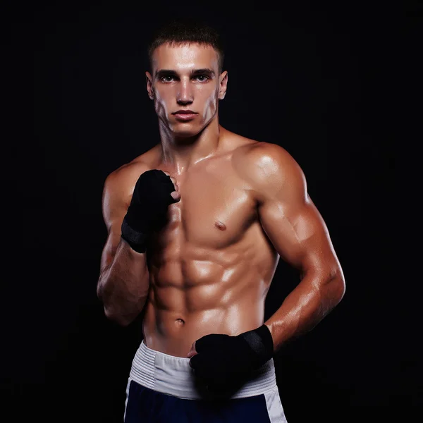 Brutalny bokser silny człowiek — Zdjęcie stockowe