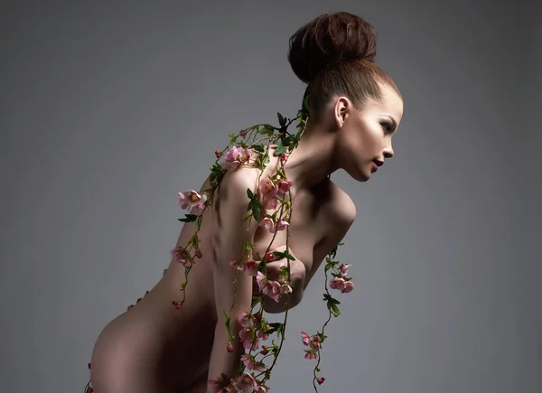 Belle Femme Nue Comme Une Fleur Fille Nue Avec Des — Photo