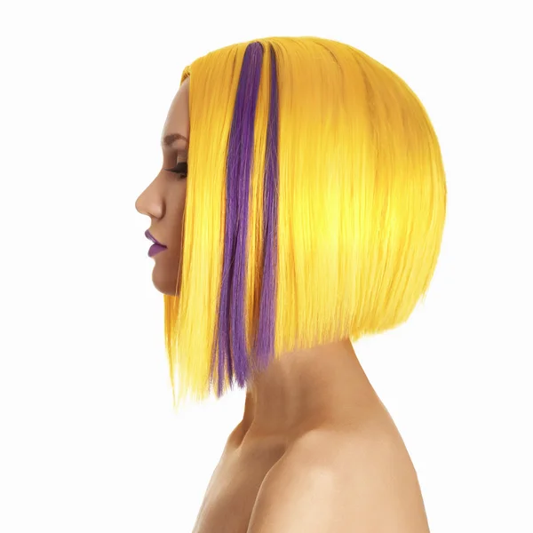 Sarı saç rengi kadın