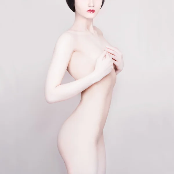 Naked beautiful young woman — Stock Photo, Image