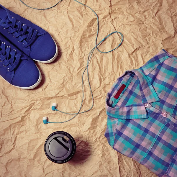 Coffee, shoes, headphones, clothes — Stock Photo, Image