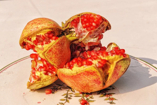 Fiori ve frutti.