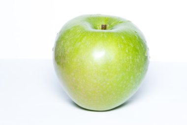 izole yeşil elma