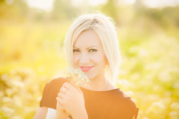 Lady having fun in spring or summer meadow — Stock Photo, Image