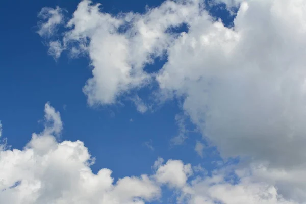Gyönyörű Viharfelhők Felhők Felé — Stock Fotó