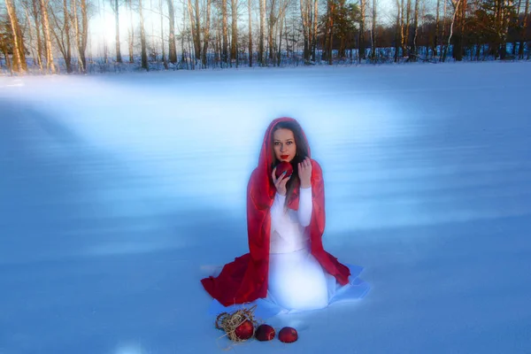 Ormanda küçük kırmızı bir başlık