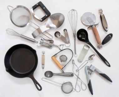 Bulmaca Şablonu için Gümüş ve Siyah Mutfak Malzemeleri