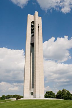 Carillon çan kulesi
